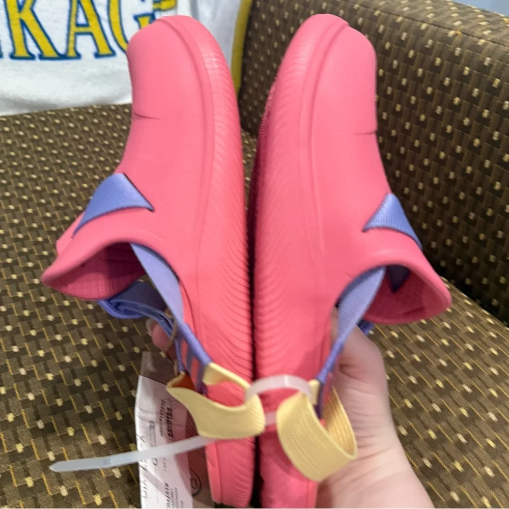 Chaco Chillos Rose Pink Yellow and Purple Clogs, size 5 NWT